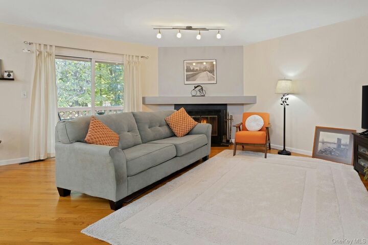 Property Photo:  13 Acorn Lane  NY 10598 