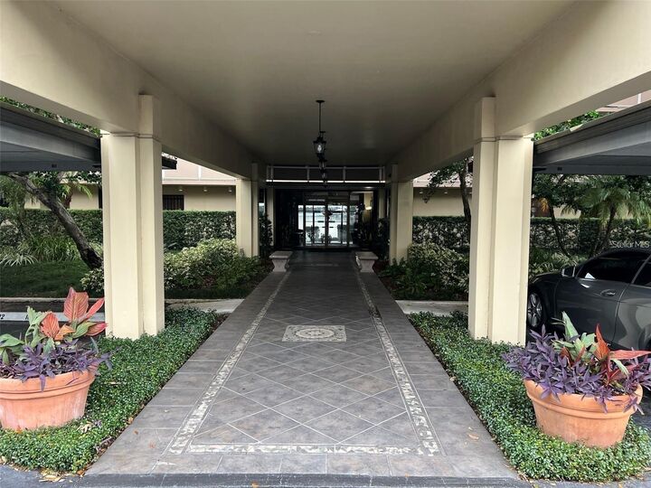 Property Photo:  1100 S Orlando Avenue 208  FL 32751 