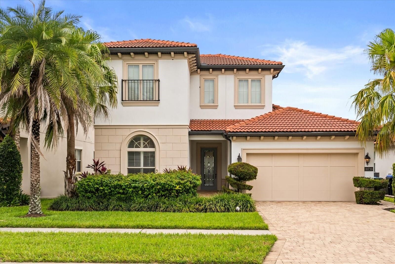 Property Photo:  10739 Royal Cypress Way  FL 32836 