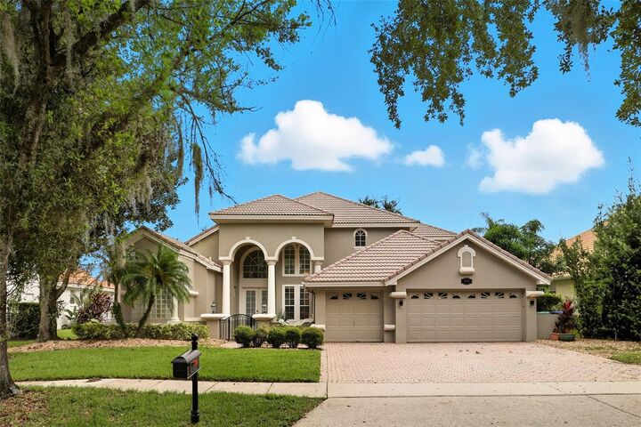 Property Photo: 8955 Heritage Bay Circle FL 32836