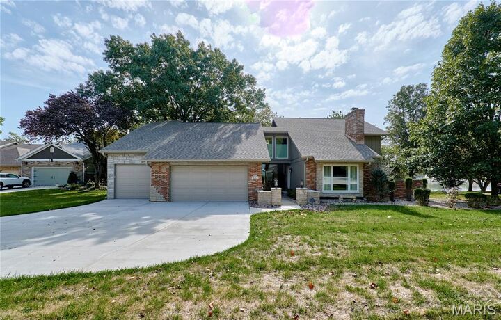 Property Photo:  142 Cheri Court  MO 63367