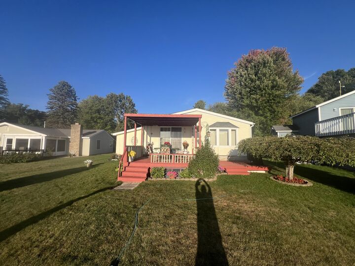 Property Photo: 12515 S Rosemary Avenue MI 49327