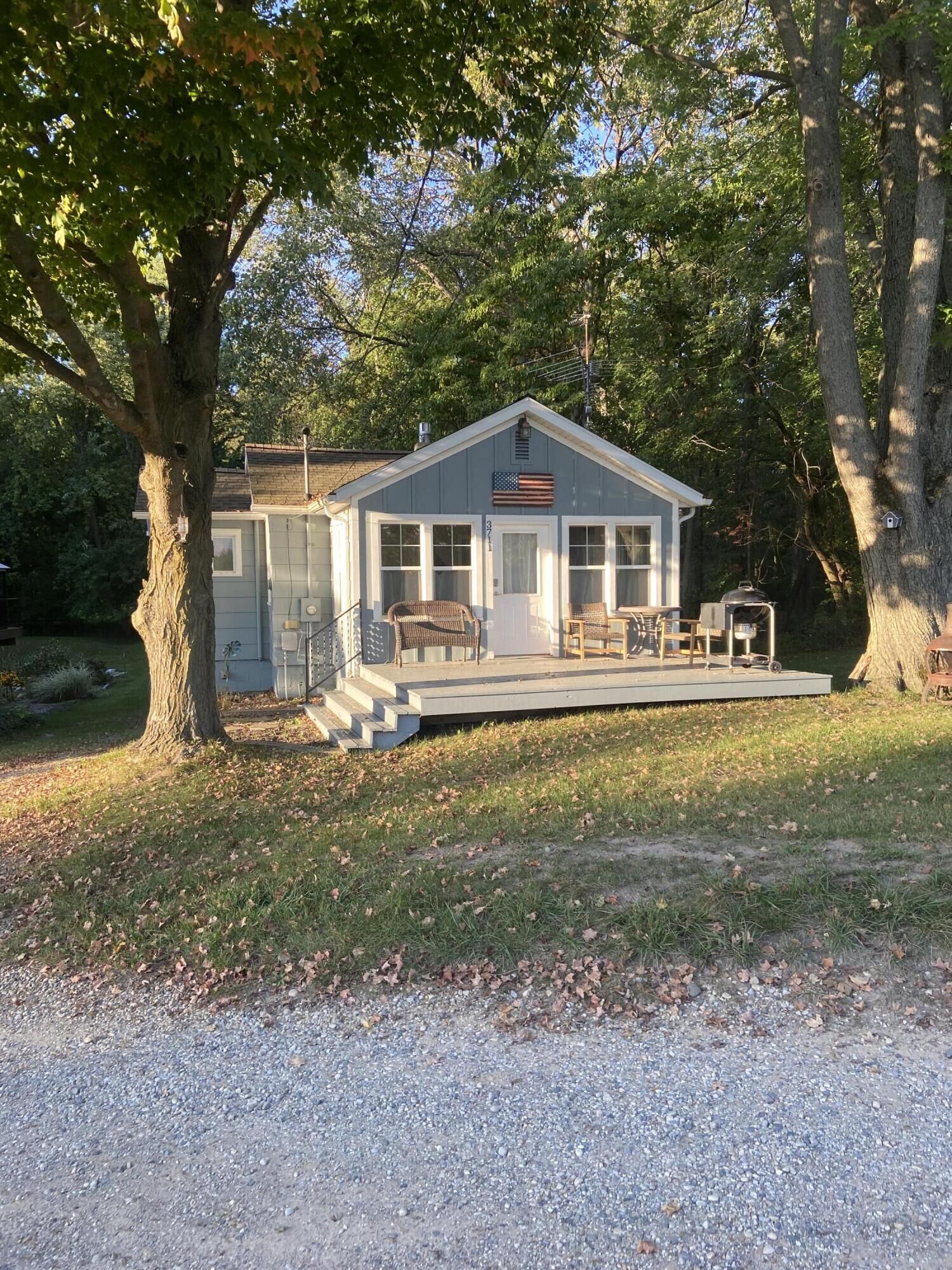Property Photo:  3711 Peterson Drive  MI 49055 