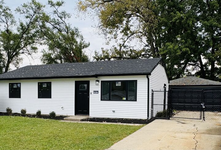 1947 Yale Avenue  Chicago Heights IL 60411 photo