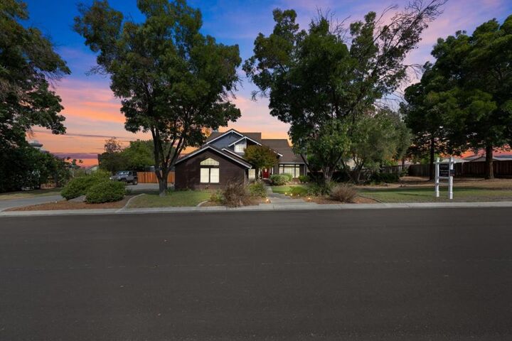 441 Tierra Del Sol  Hollister CA 95023 photo