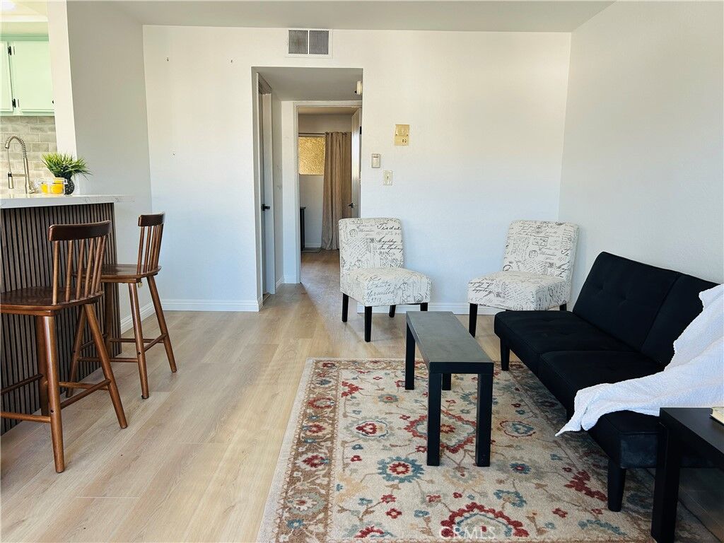 Property Photo:  910 W 26th  CA 90731 