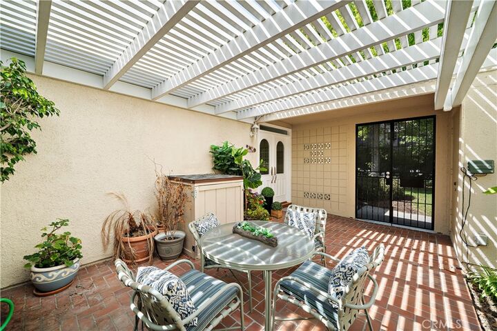 Property Photo:  755 Avenida Majorca B  CA 92637 