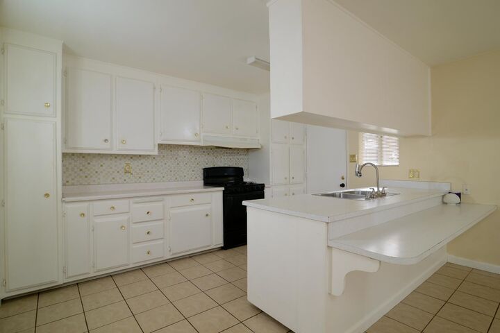 Property Photo:  2618 Betsy Way  CA 95670 