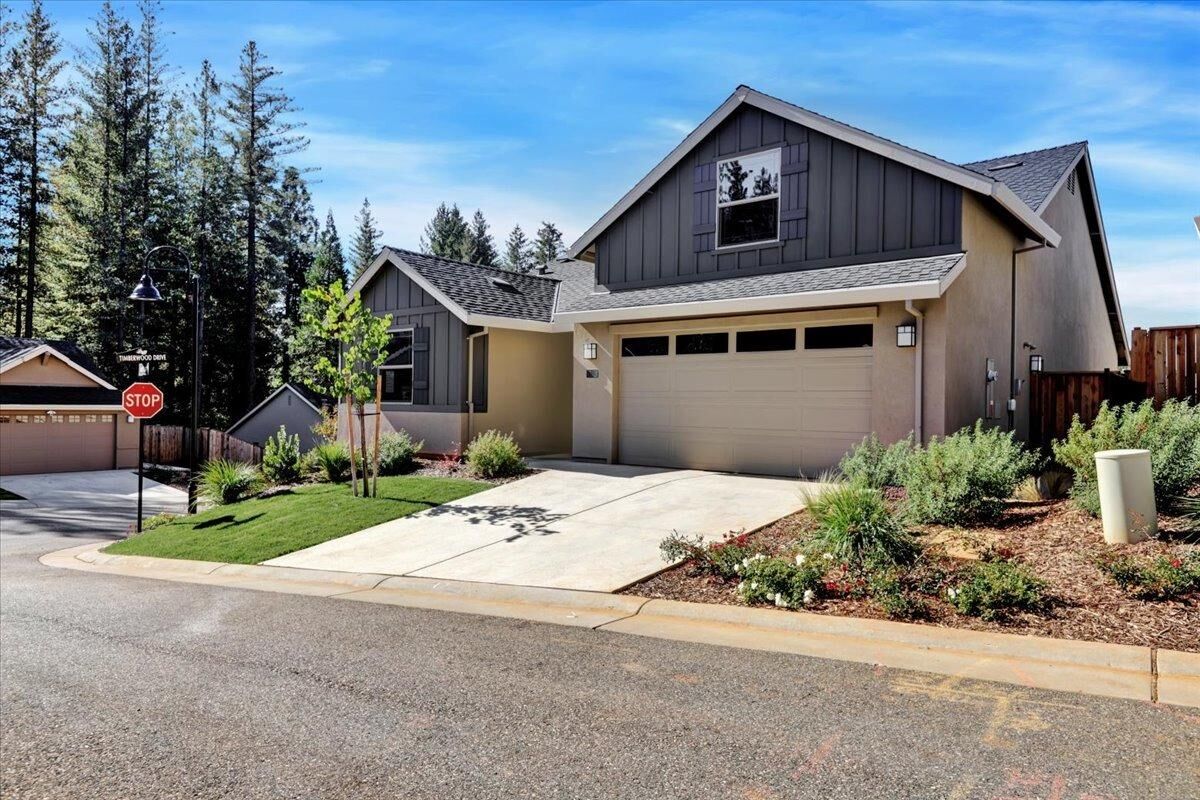 Property Photo: 506 Liberty Court CA 95945