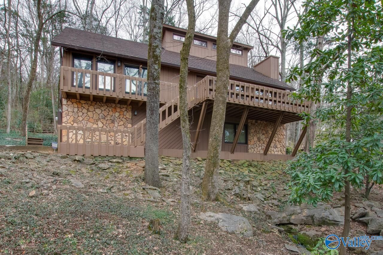 Property Photo: 4017 Devon Street SE AL 35802