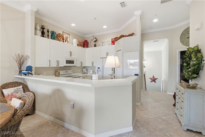 Property Photo:  1262 Sweetwater Lane 1505  FL 34110 