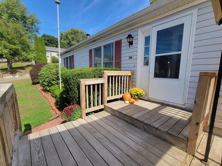Property Photo:  124 Pearl Street  PA 18853 