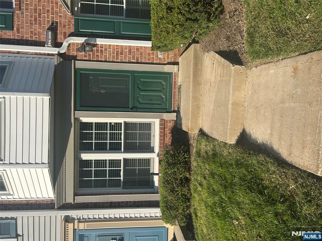 Property Photo:  791 Sassafras Court 791  NJ 07430 