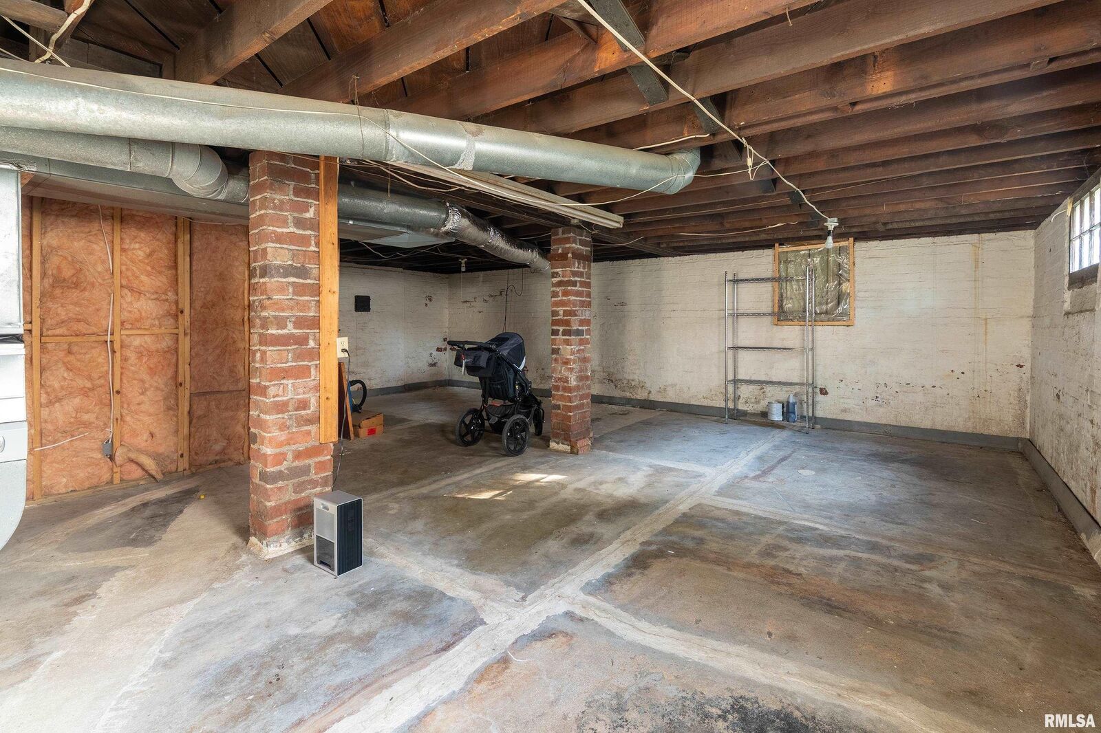 Property Photo: 2004 W Elm Street IL 62966