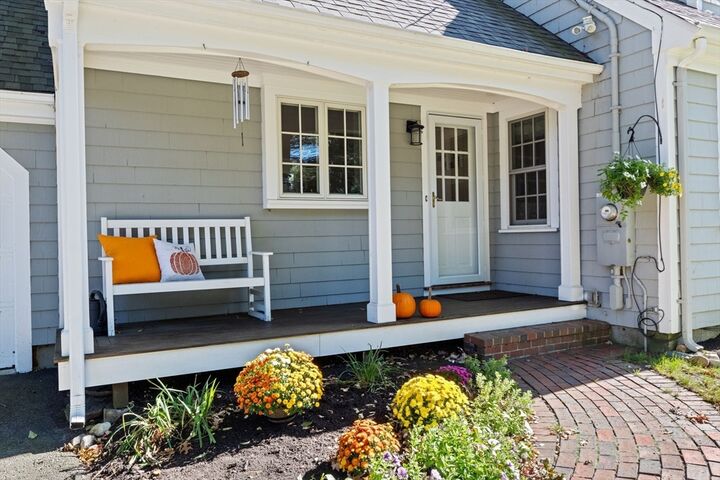Property Photo:  23 Mast Hill Rd  MA 02043 