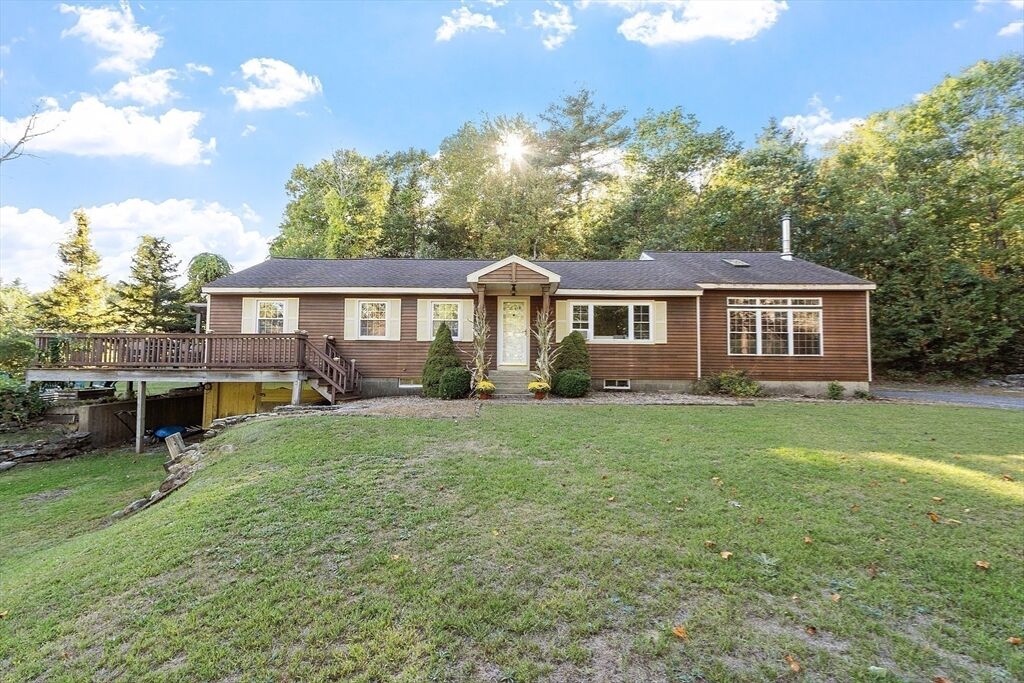 Property Photo: 1249 Richardson Rd MA 01431