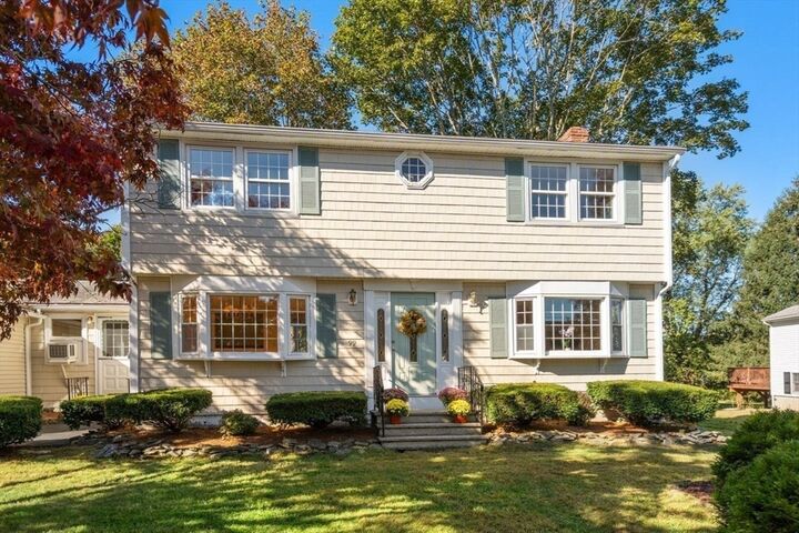 Property Photo:  99 Lincoln Lane  MA 01826 