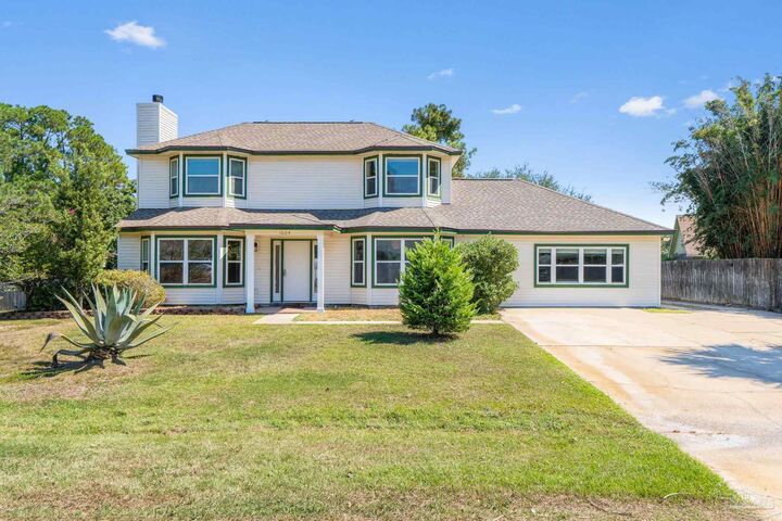 Property Photo: 1604 Sumatra Ln FL 32563