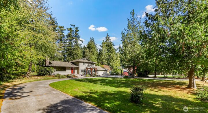 Property Photo:  505  Willow Road  WA 98225 
