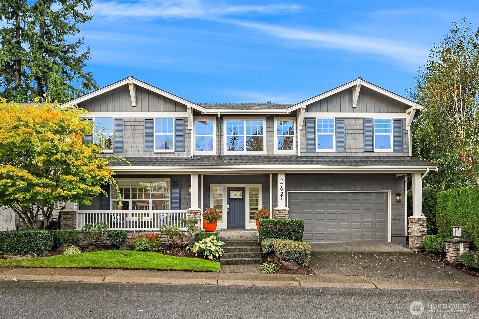 Property Photo:  20921 SE 5th Street  WA 98074 