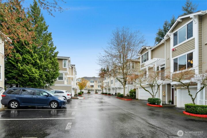 Property Photo:  11821 NE 162nd Court  WA 98011 