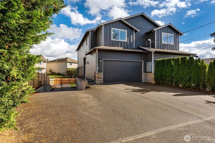 Property Photo: 11517 Marino Avenue A WA 98204