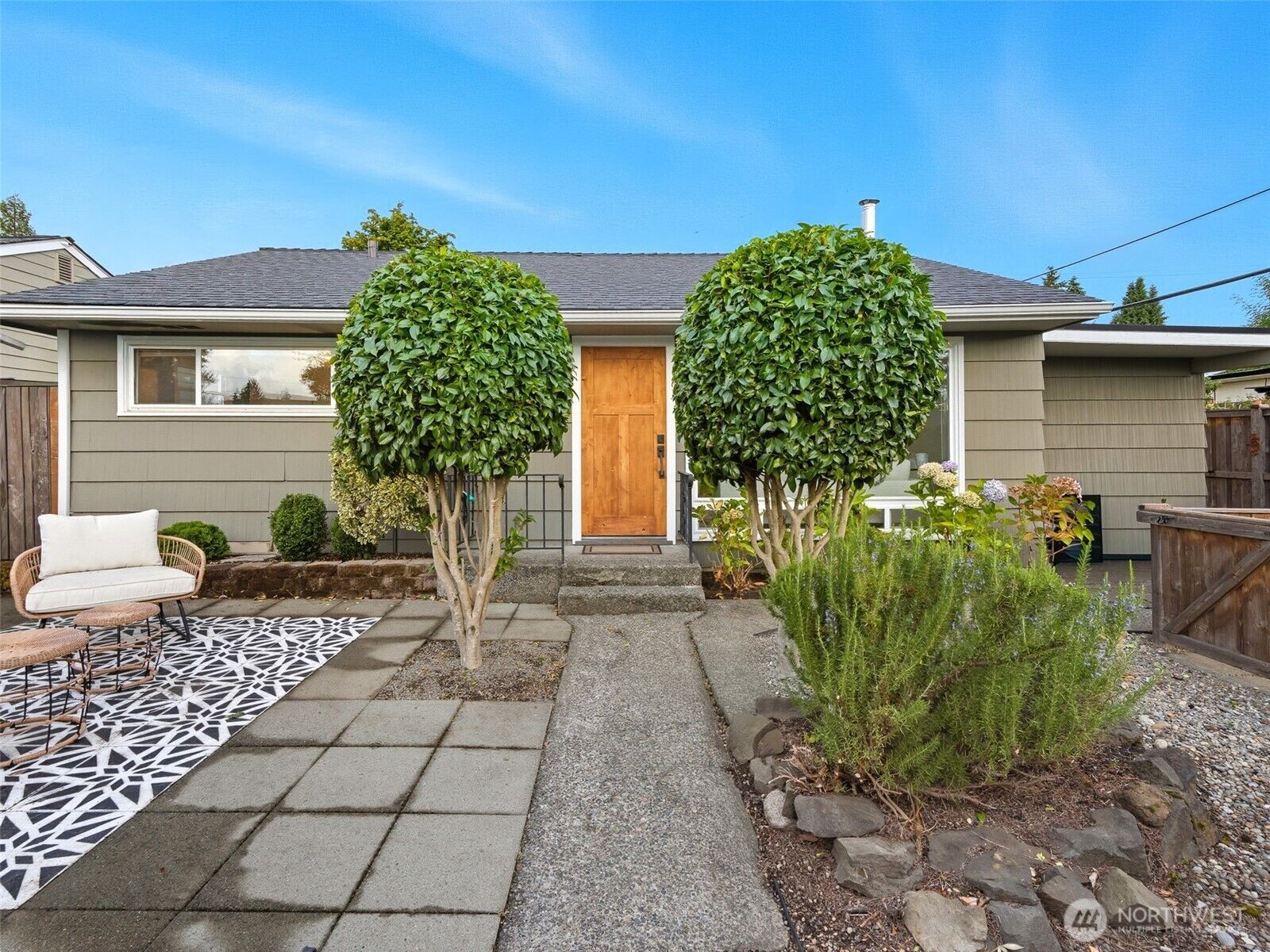 Property Photo: 9303 32nd Avenue SW WA 98126