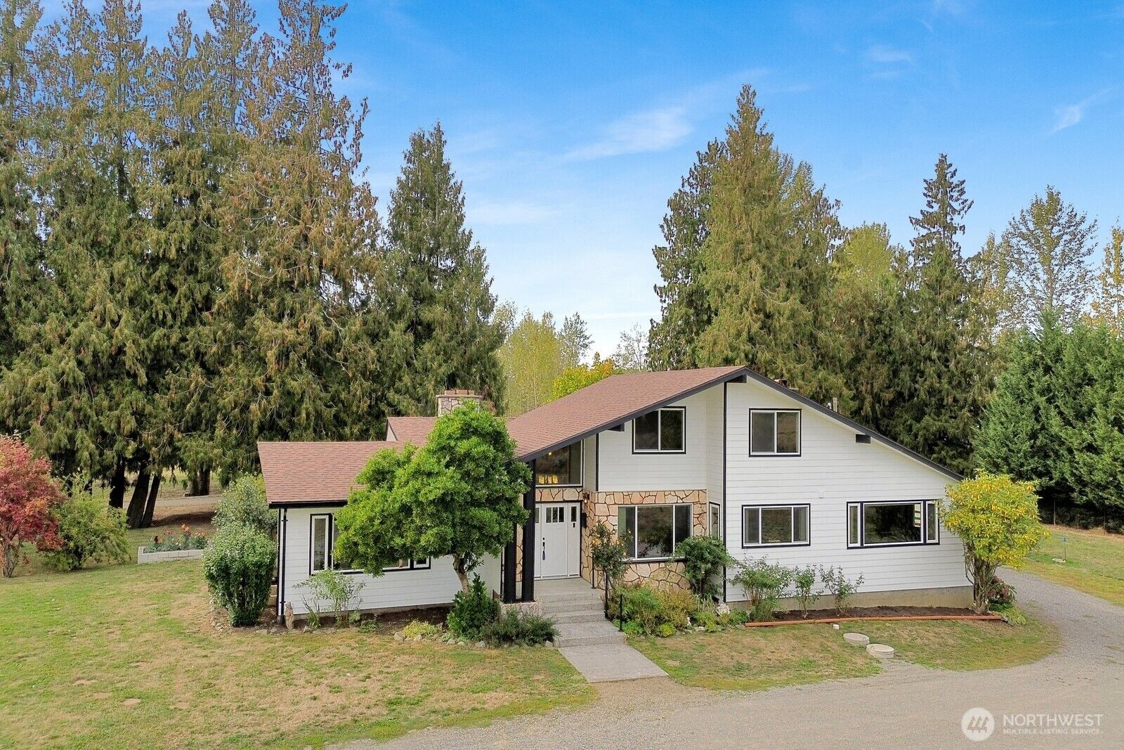 Property Photo:  3999  Deming Road  WA 98247 