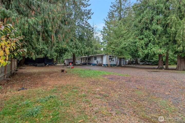 Property Photo:  9405  202nd Avenue E  WA 98391 
