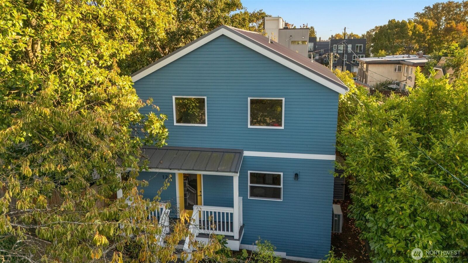 Property Photo:  125  Martin Luther King Jr Way  WA 98122 