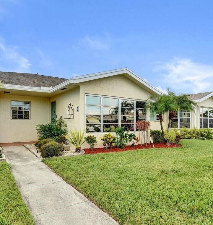 Property Photo:  5289 Lakefront Boulevard B  FL 33484 