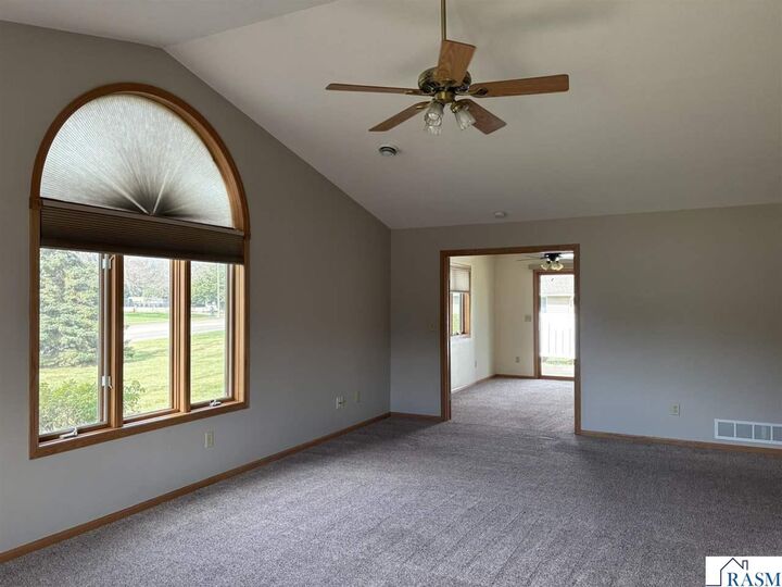 Property Photo: 1541 Mourning Dove Path MN 56001