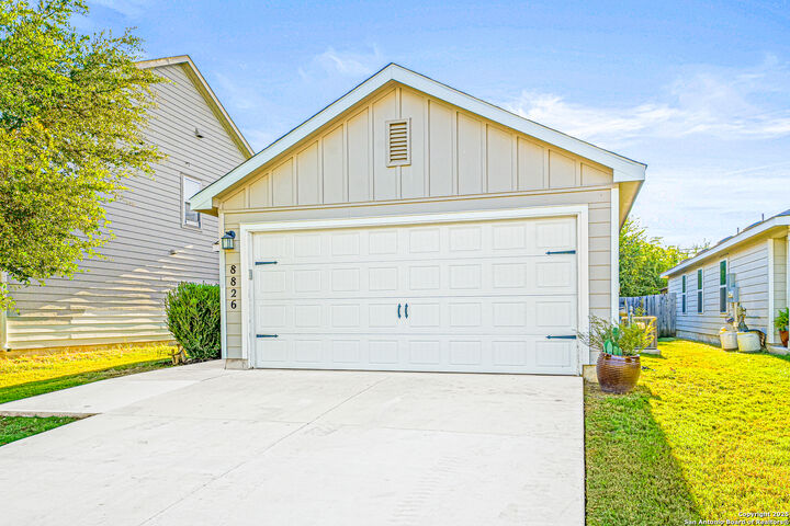 Property Photo:  8826 Lamus Wheel  TX 78254 