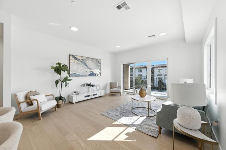 Property Photo:  560 El Camino Real 206  CA 94070 
