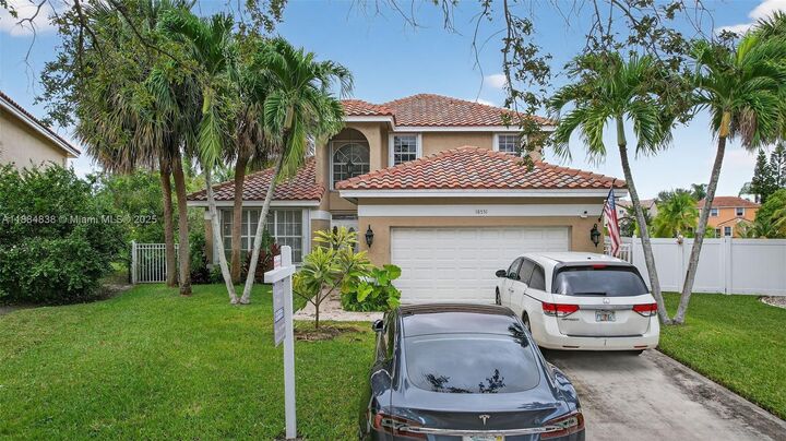 Property Photo:  18551 NW 14th St  FL 33029