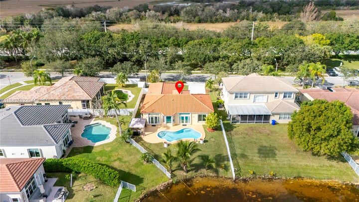 Property Photo:  2339 NW 195th Ave 2339  FL 33029 