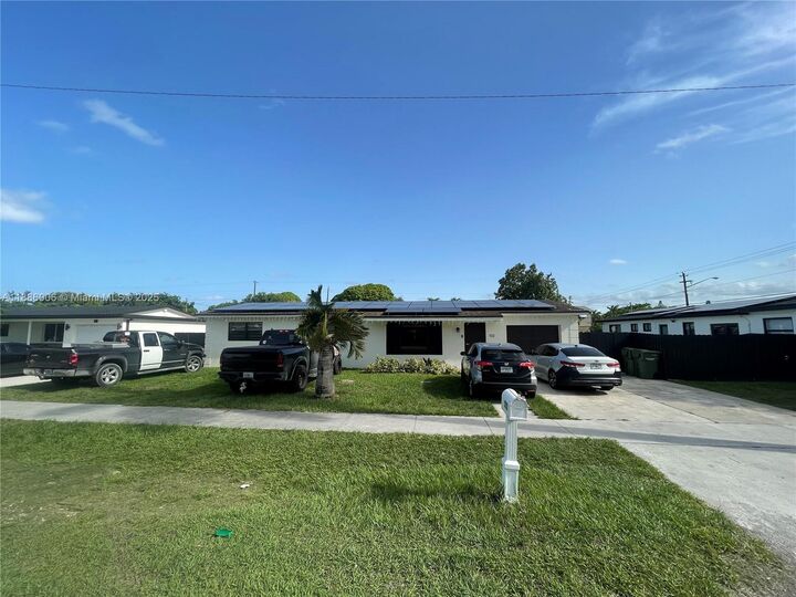 532 NW 15th St  Homestead FL 33030 photo