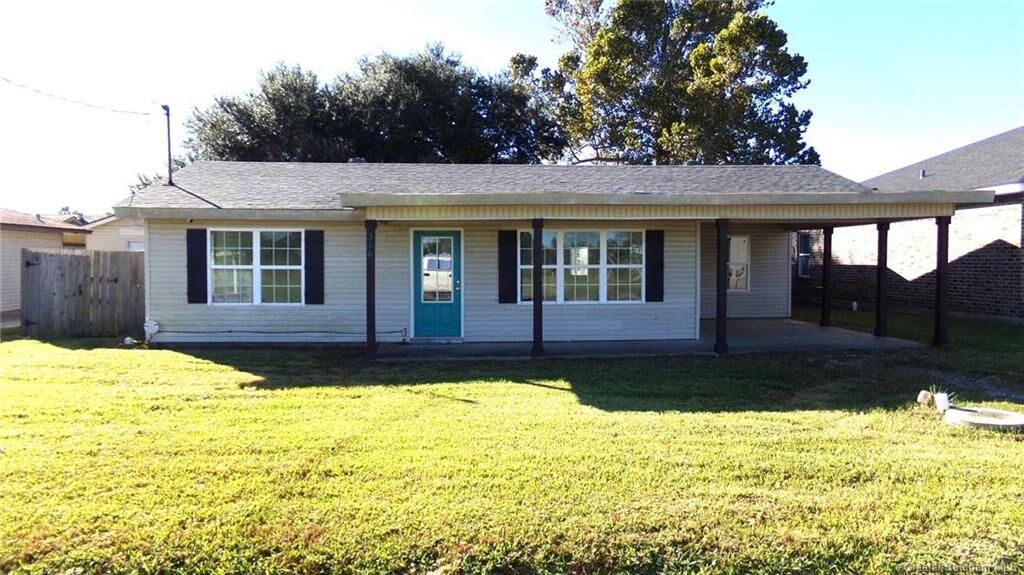 Property Photo: 316 Arabie Road LA 70607