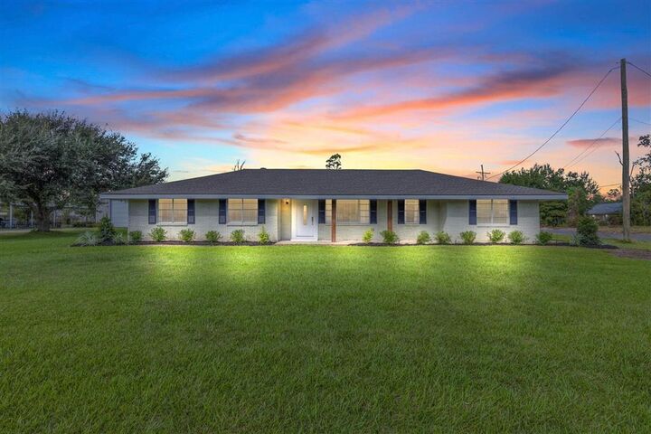 Property Photo: 1931 Miller Avenue LA 70669