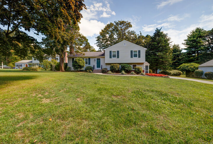 Property Photo: 42 Horseshoe Road CT 06437