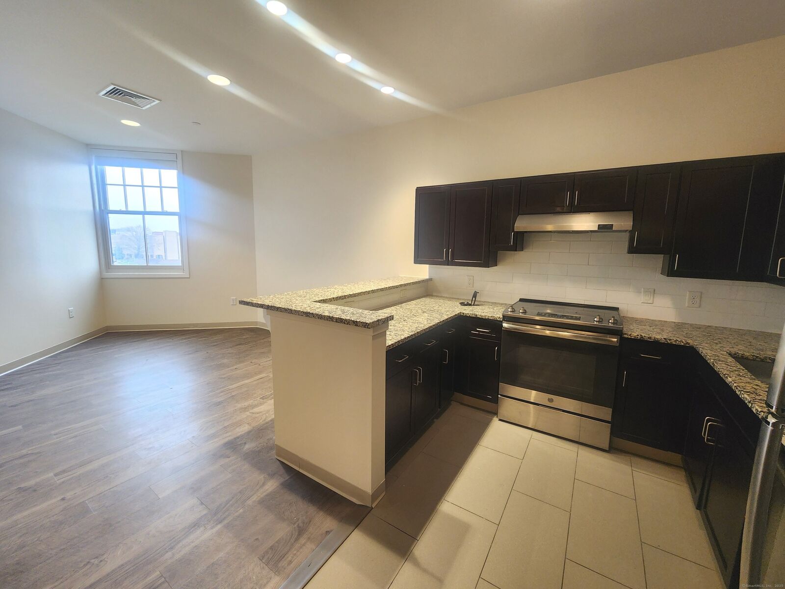 Property Photo: 215 Stillwater Avenue 415 CT 06902