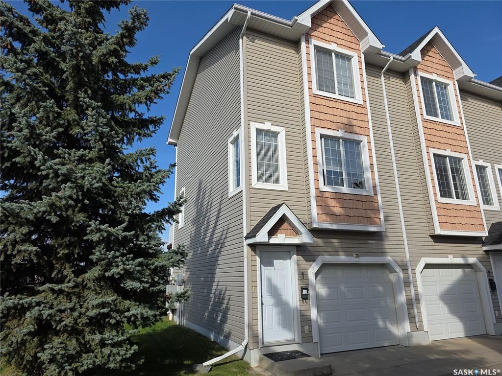 Property Photo:  302 Herold Road 1  SK S7V 1J3 