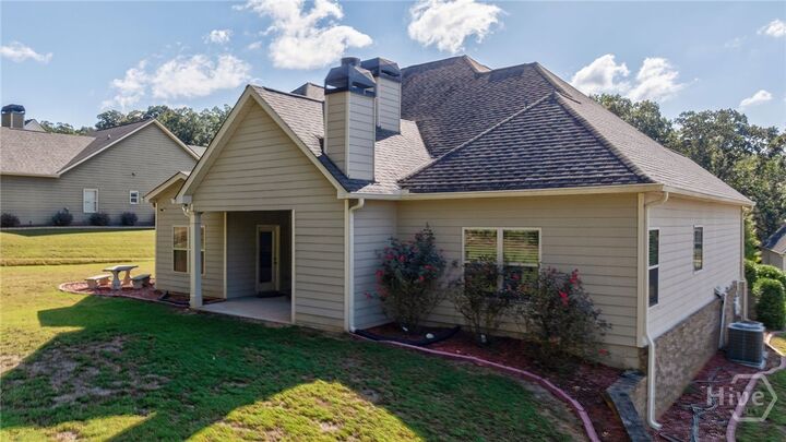 Property Photo:  860 Ashland Falls Drive  GA 30656
