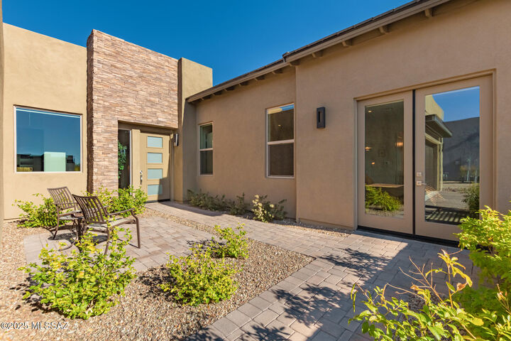 Property Photo:  14184 N Hidden Enclave Place  AZ 85755 