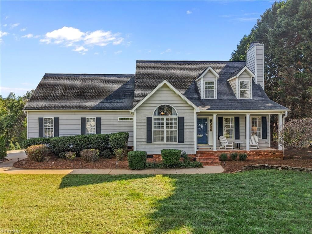 Property Photo:  7710 Sorrel Run Court  NC 27358 