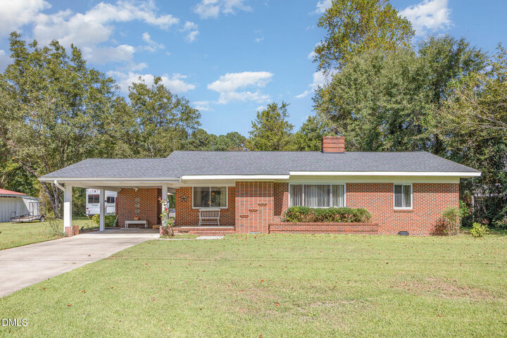 Property Photo: 54 Holland Drive S NC 27577