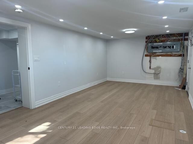 Property Photo:  39 Elinor Avenue Bsmt  ON M1R 3H1 