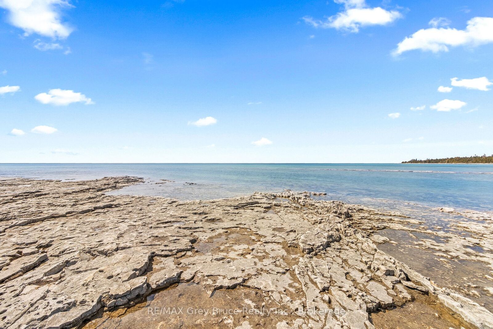 Property Photo:  23 Pedwell Drive  ON N0H 2R0 