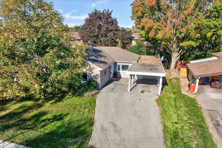 Property Photo:  1037 Glebemount Crescent  ON K9H 6M1 