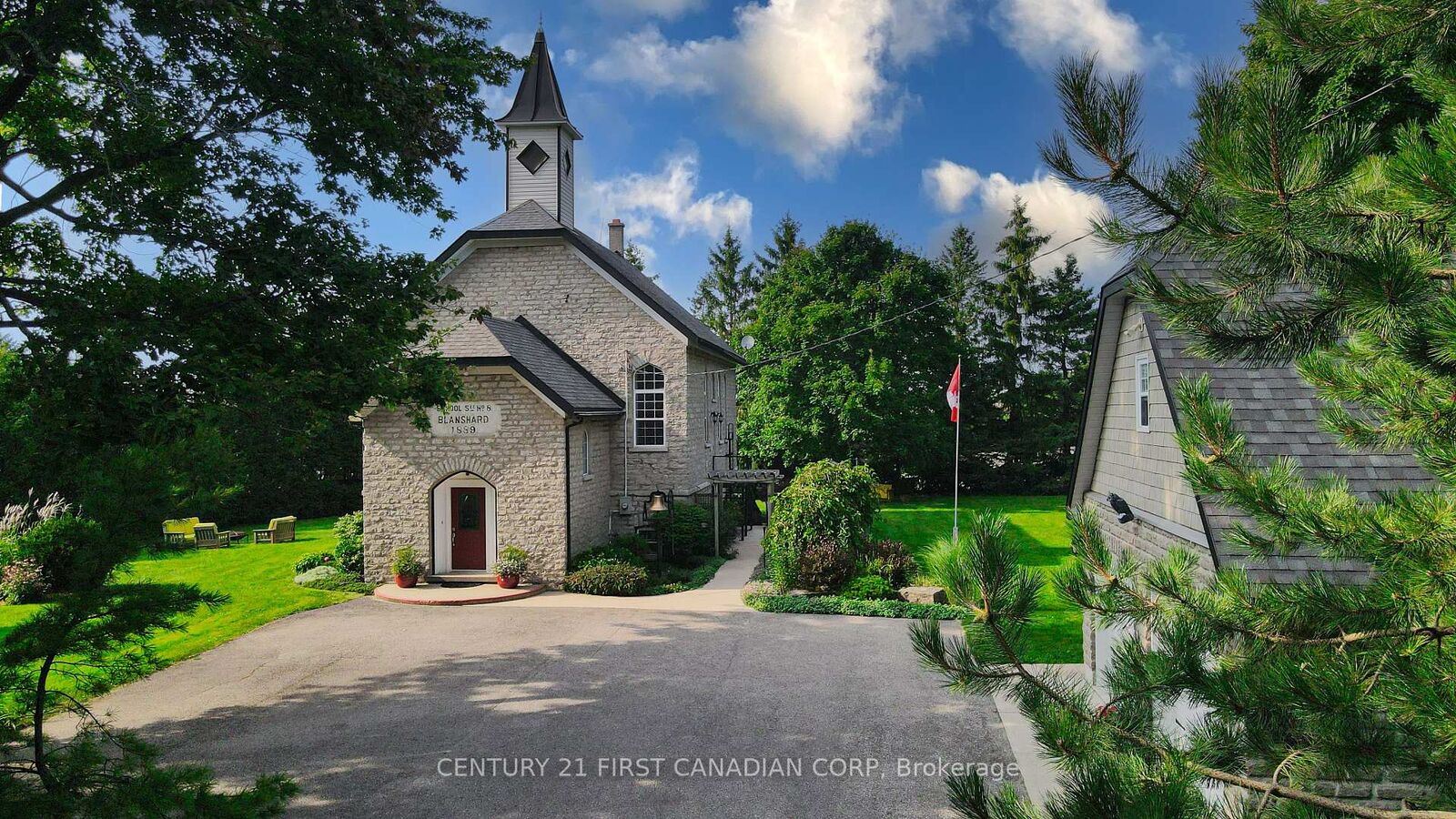 Property Photo:  1772 Perth Rd 139 Road  ON N4X 1C8 